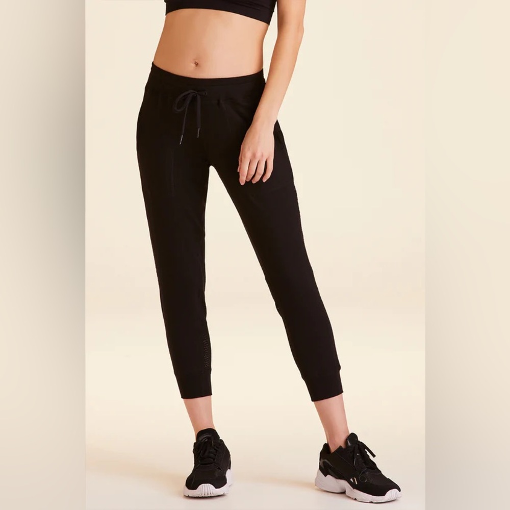 Alala Heron Jogger in Black